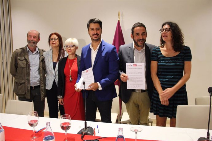 PSOE, Unidas se Puede y Avante sellan un acuerdo para poner fin al "régimen" de CC en La Laguna (Tenerife)