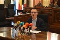 El alcalde de Ourense asegura que "todo está abierto" pero prefiere un "gobierno en mayoría que evite el bloqueo"