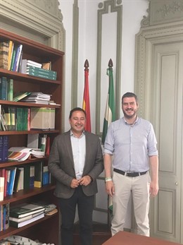 Sevilla.- Fuentes de Andalucía se reúne con la Junta para abordar la mejora de la carretera A-407