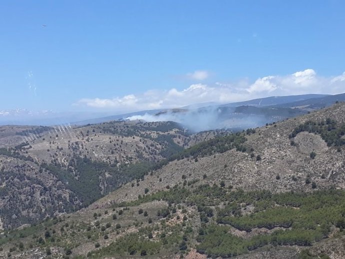 Almería.-Sucesos.- Declarado un incendio forestal en Laujar de Andarax