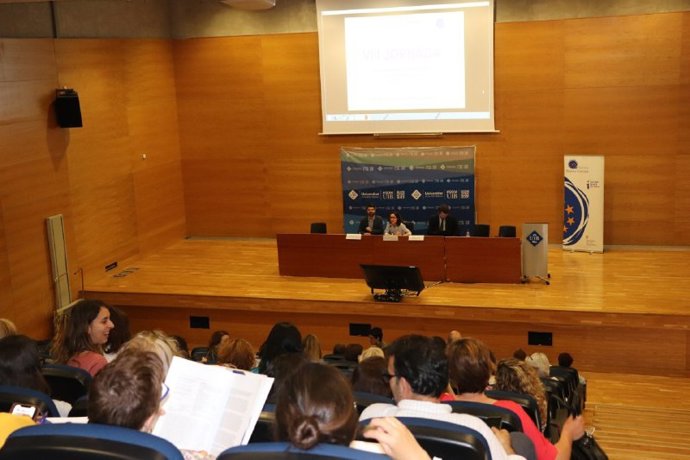 Expertos debaten sobre la protección de las personas mayores en una jornada en la UIB