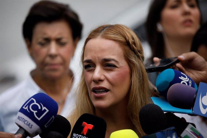 Lilian Tintori, en España con su hija menor para reunir a su familia