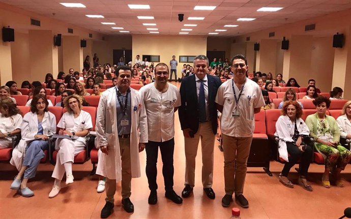 Almería.- El Hospital Universitario Torrecárdenas incorpora 353 profesionales dentro del Plan de Vacaciones 2019
