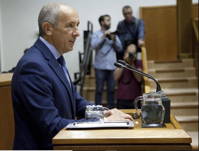 Jaurlaritzak web orri bat abiatuko du, aldi baterako enplegu publikoko lehen 163 lan poltsak sarean kudeatzeko