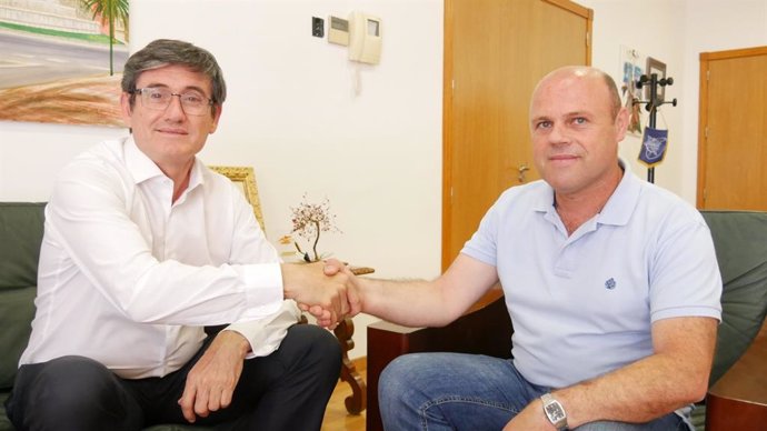 Almería.-26M.-PP y Cs cierran un acuerdo de coalición para gobernar en Adra con Manuel Cortés (PP) como alcalde