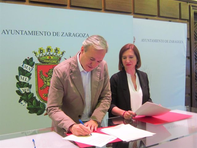 AV.- Zaragoza.- PP y Cs firman un acuerdo de 50 medidas que son la base de un proyecto de gobierno "moderado" de centro