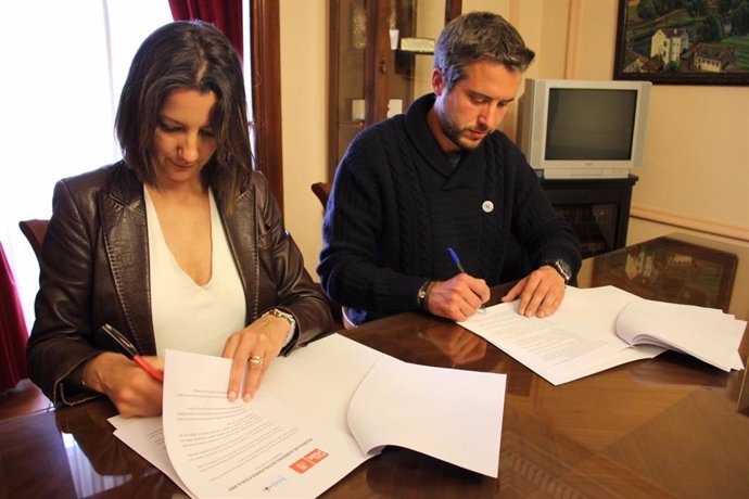 El acuerdo de PSOE y BNG en Lugo para formar "un único gobierno" incluye la peatonalización de la Ronda da Muralla
