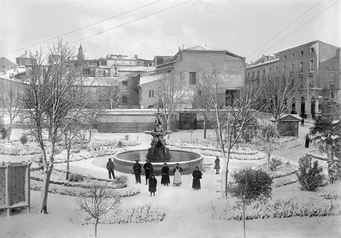 La DPH ofrece una exposición de 200 fotos de Rodolfo Albasini sobre la Huesca de principios del siglo XX