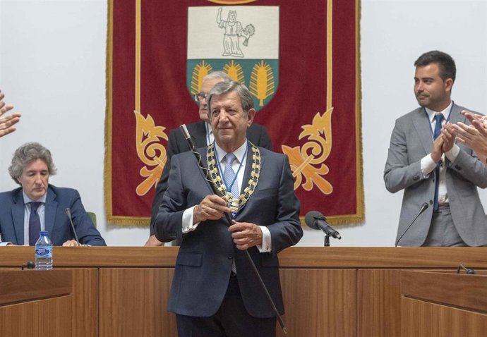 Luis Partida (PP) es elegido alcalde de Villanueva de la Cañada por undécima vez consecutiva