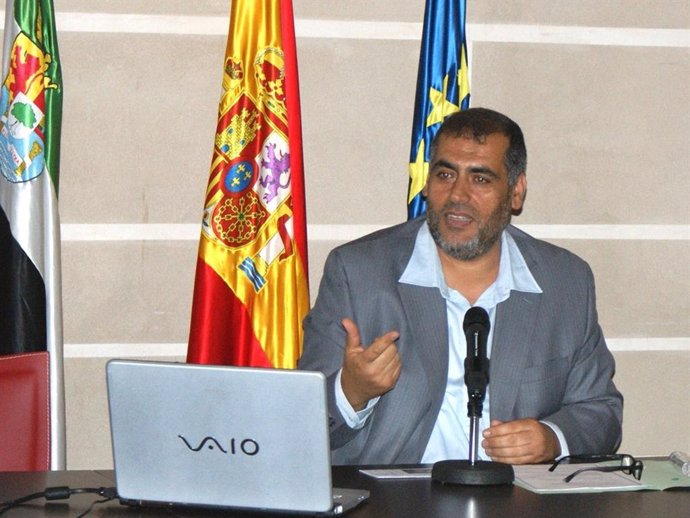 El imán de Badajoz recibe la Medalla de Oro 2018 del Círculo Intercultural Hispano Árabe