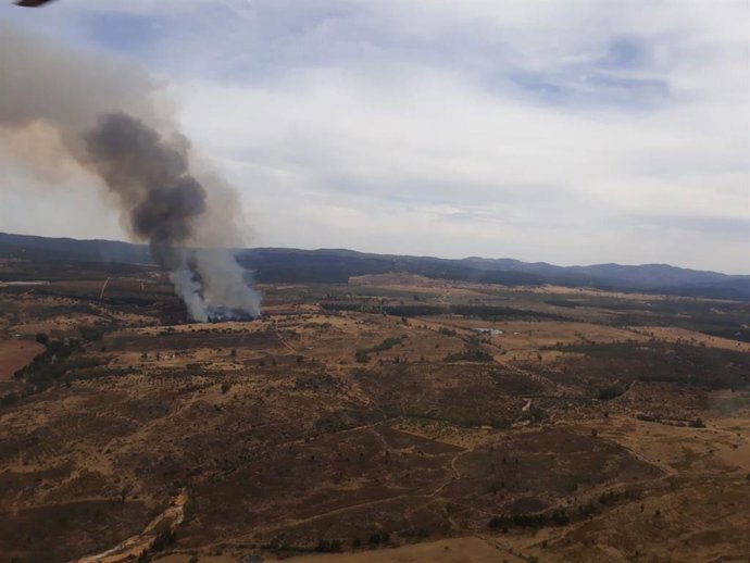 Huelva.- Sucesos.- Declarado un incendio forestal en Cortegana
