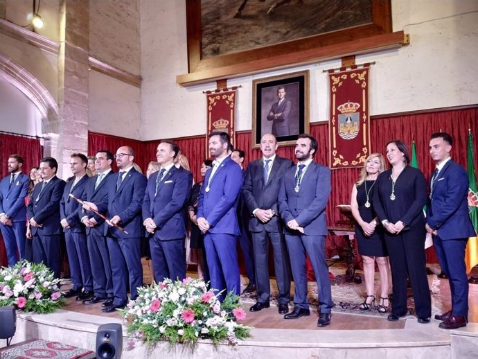 Cádiz.- Alcalde de El Puerto abrirá una investigación por las medallas dadas en el Pleno con la Virgen tapada en blanco
