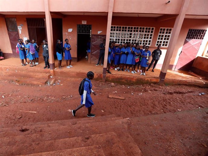 DDHH.- Trece millones de niñas han dejado de ir a clase por los conflictos en todo el mundo