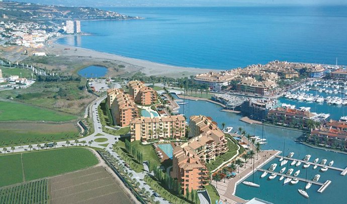 Consejo.-La Junta trabaja en la normalización de 13 puertos andaluces con problemas en sus concesiones