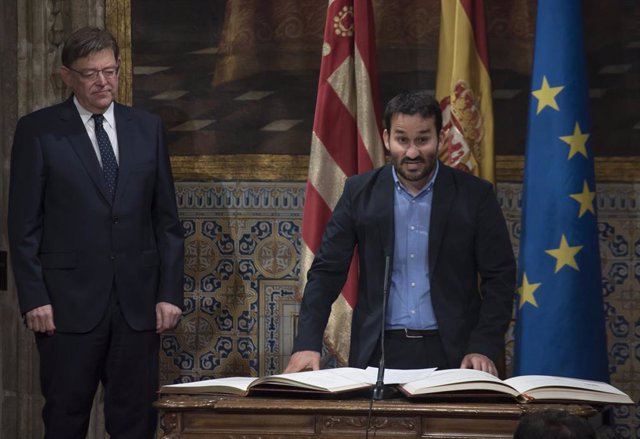 Toma de posesión de los consellers en el Palau de la Generalitat Valenciana