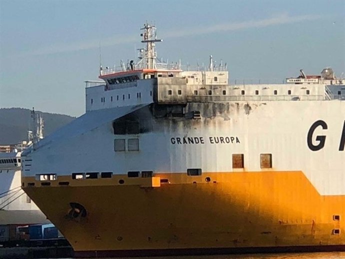 Valncia.- Presó eludible amb fiana per al capit i els dos oficials detinguts per l'incendi del Gran Europa