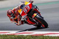 Viñales y Morbidelli superan a Márquez en un test en Montmeló también accidentado