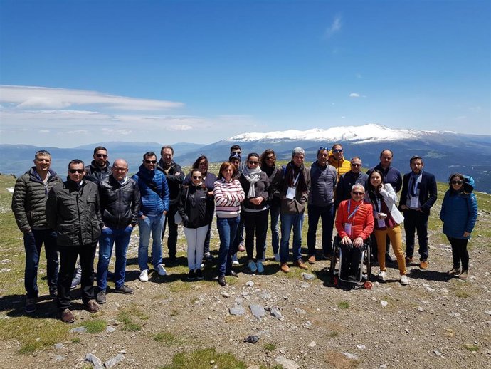 Empresas de deportes de montaña afrontan el reto de diversificar con actividades en verano