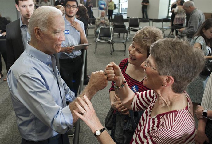 Joe Biden campaigns in Clinton Iowa