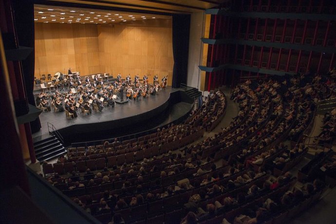 Comienza la venta de entradas para los 50 espectáculos del FIS