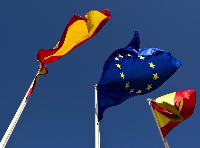 Banderas De España Con Unión Europea