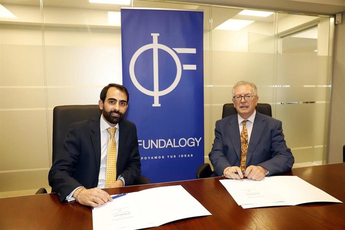 Málaga.- Unicaja.- Fundalogy valorará invertir en iniciativas empresariales socialmente sostenibles del PTA