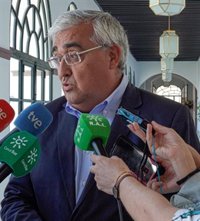 PSOE-A destaca su apuesta por la estabilidad en ayuntamientos y diputaciones, frente al "caos" de otros partidos