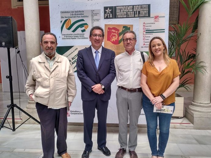 Sevilla.- Cajasol.- Una muestra en la Fundación Cajasol reúne más de cien carteles del Archivo Histórico de CCOO-A