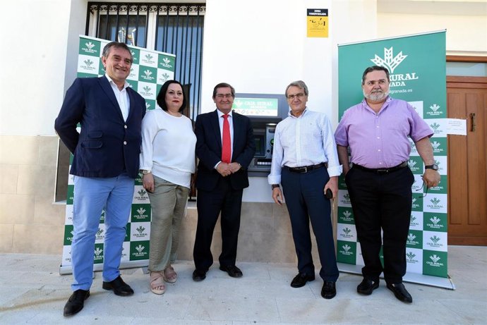 Granada.- Diputación y Caja Rural han instalado ya cajeros en 12 pueblos que no disponían de ningún servicio bancario