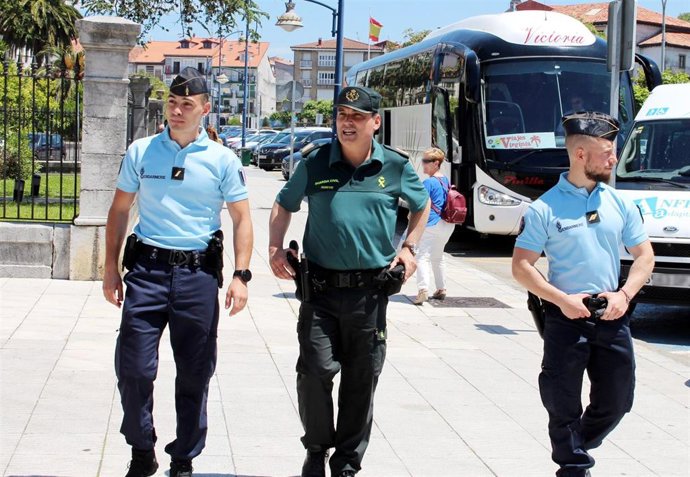 Guardias civiles y gendarmes franceses patrullan desde hoy conjuntamente en Laredo y Castro Urdiales