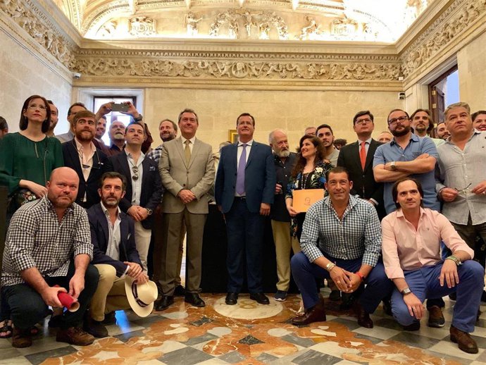 Sevilla.-Un total de 45 artistas muestran su visión del imaginero Martínez Montañés en una exposición en el Consistorio