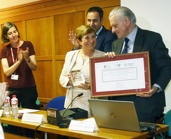 UIMP.- Fuster achaca el aumento de la mortalidad a que la sociedad de  consumo "ha superado" a la tecnología