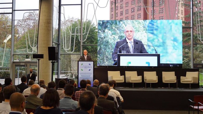 El director del Centro Vasco de Ciberseguridad representante de las Regiones Europeas en el Comité de Colaboración