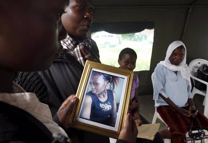 Víctimas tras el atentado en la Universidad de Garissa, en Kenia