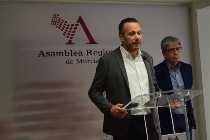 El PP registra una proposición no de ley para que los exámenes de la EBAU sean iguales en toda España