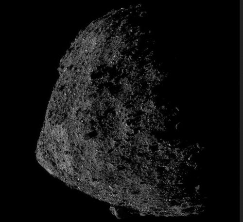 Nuevo récord espacial. OSIRIS-Rex orbita Bennu a 680 metros de altura