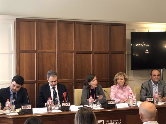 UIMP.- Zapatero es "positivo" y está "convencido" de que la lucha contra el cambio climático "se va a ganar"