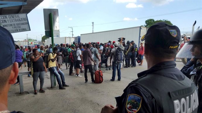 Una nueva ola cubanos busca asilo en EEUU inspirados en las caravanas de migrantes centroamericanos