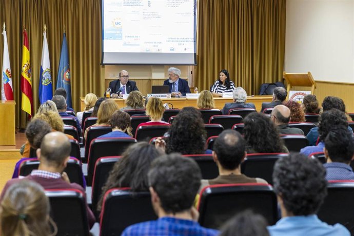 UC.- Oria reitera la necesidad de abordar los incendios forestales desde un "enfoque sistémico"
