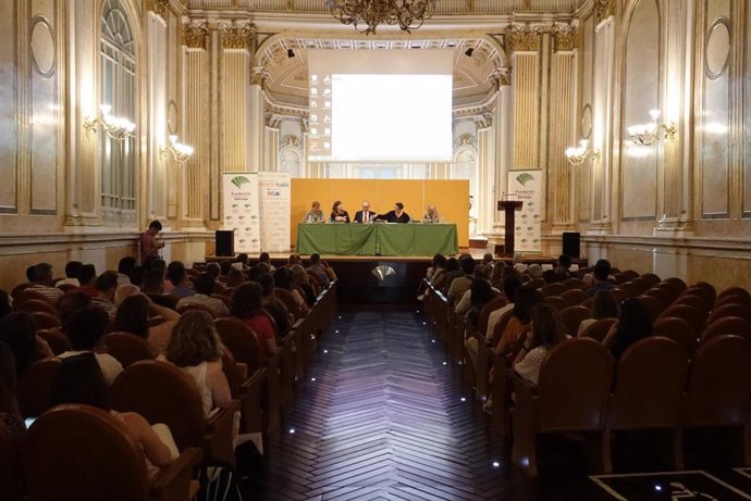Málaga.- Unicaja.- El programa de prevención de Fundación Unicaja y Proyecto Hombre conciencia a más de 15.000 alumnos