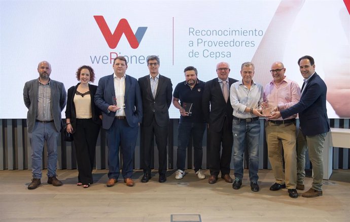 Economía/Empresas.- Los premios WePioneer de Cepsa reconocen un proyecto de electrolineras fotovoltaicas