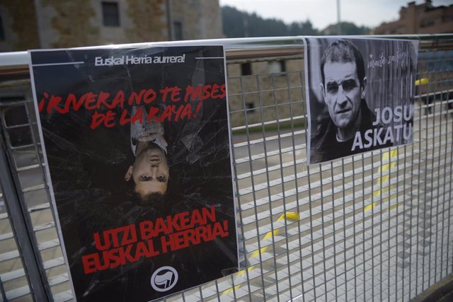 Albert Rivera participa en un homenaje a las víctimas del terrorismo en Ugao-Miraballes (Vizcaya), pueblo de Josu Ternera