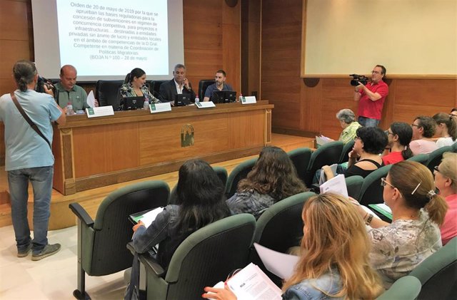 Jaén.- La Junta presenta las nuevas ayudas para políticas migratorias a ayuntamientos y asociaciones