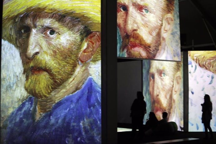 Expectación en Málaga por la exposición multimedia 'Van Gogh Alive', con casi 2.000 visitantes el fin de semana