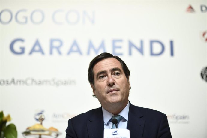 Economía/Laboral.- (AMP) Garamendi ve un "error" que Trabajo ataque al Banco de España por sus previsiones sobre el SMI
