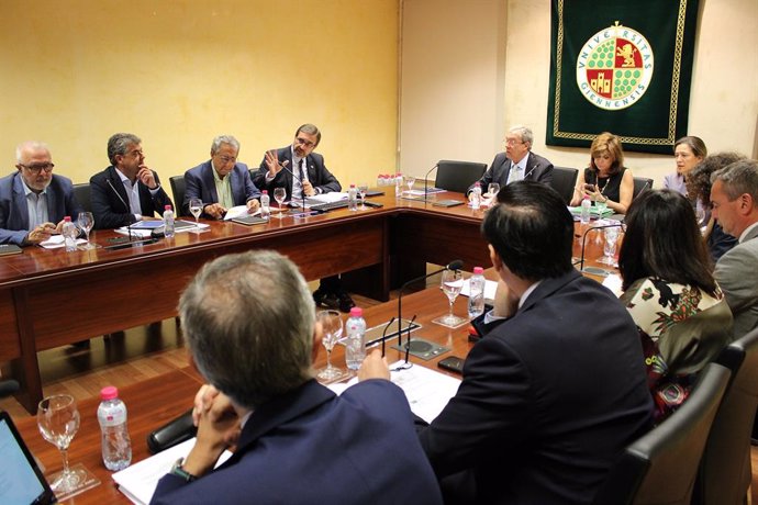 Rectores de las universidades andaluzas ven "insuficiente" el presupuesto de la Junta para atender gastos estructurales