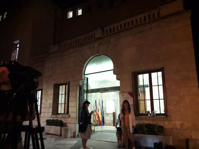 Les negociacions al Govern continuen en el Consolat sense acord entre PSIB, MÉS i Podem