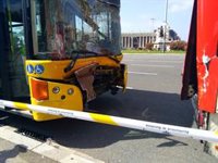 Cap dels 21 ferits de la plaça Espanya està greu i la motorista té una cama trencada