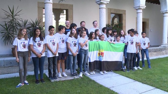 Alumnos del CEIP Lope de Vega de Badajoz representarán a España en Roborave Internacional 2019 que se celebra en China