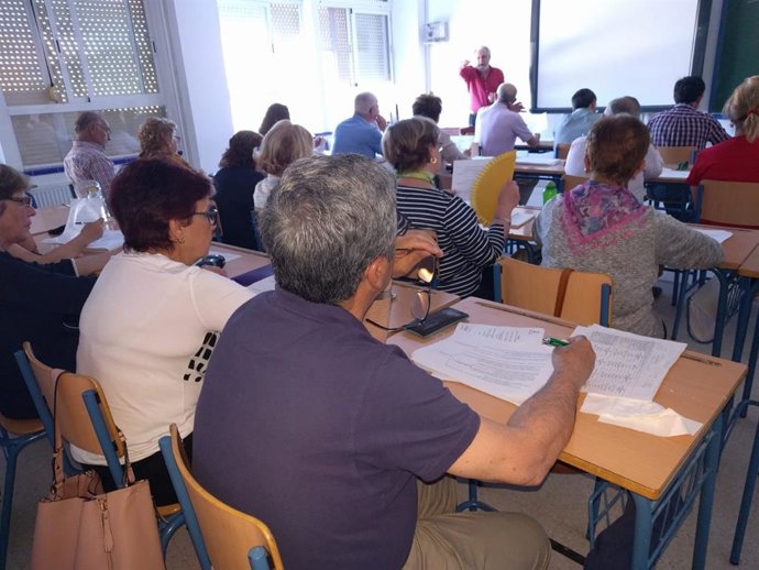 Sevilla.- Abre el miércoles el plazo de preinscripción en el Aula de Mayores de Alcalá de Guadaíra
